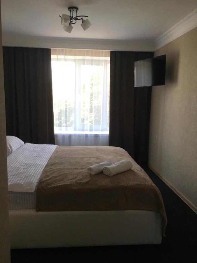Hotel Elegia Trosztyanec Kültér fotó