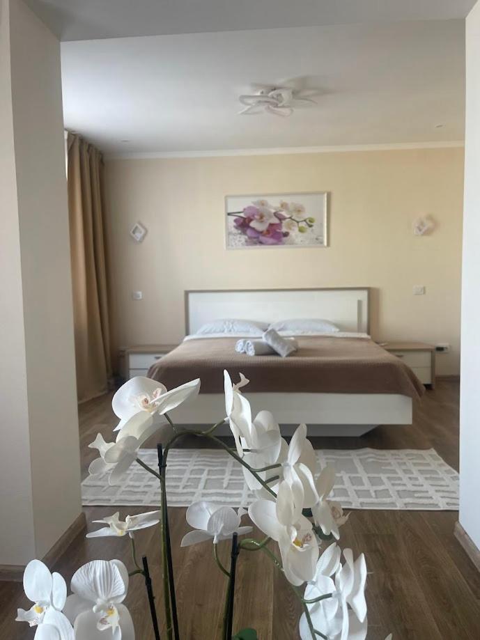 Hotel Elegia Trosztyanec Kültér fotó