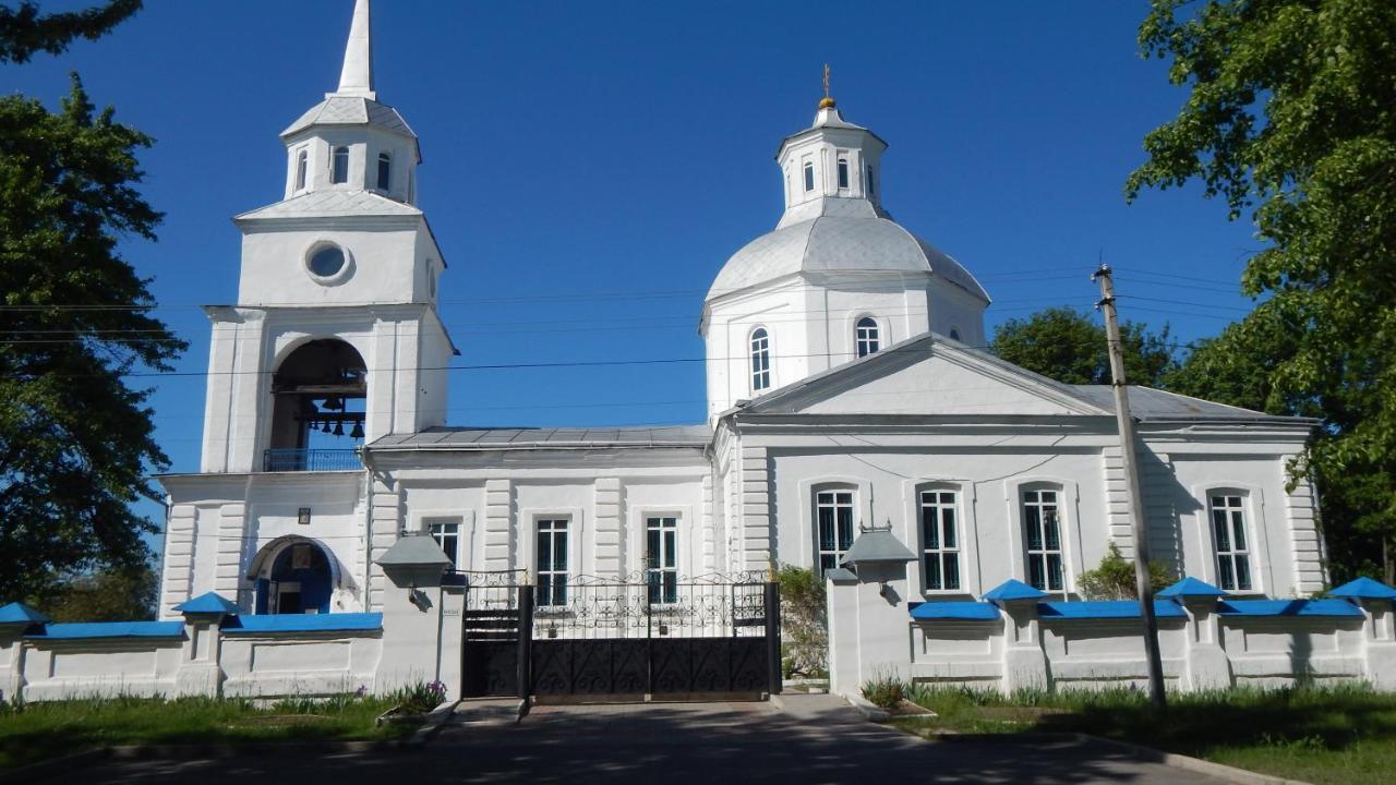 Hotel Elegia Trosztyanec Kültér fotó